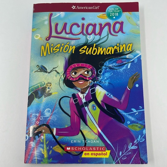 3/$15 AMERICAN GIRL: Luciana - Mision Submarina. Book 2
SPANISH VERSION - Picture 1 of 7